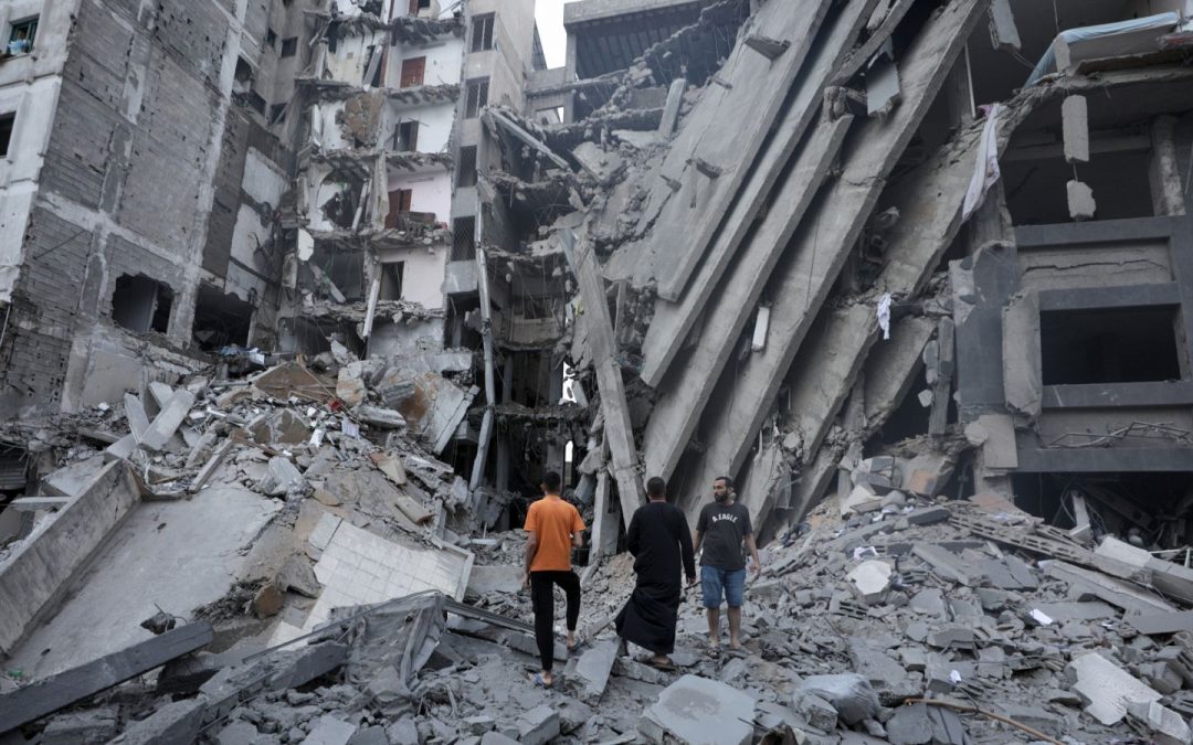 OFENSIVA AÉREA ISRAELÍ SACUDE GAZA CON MUERTOS Y HERIDOS