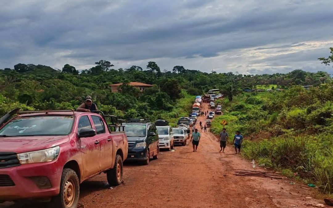 CONFLICTO DE TIERRAS DERIVA BLOQUEO INDÍGENA PERJUDICA A LOS VIAJEROS A PANDO