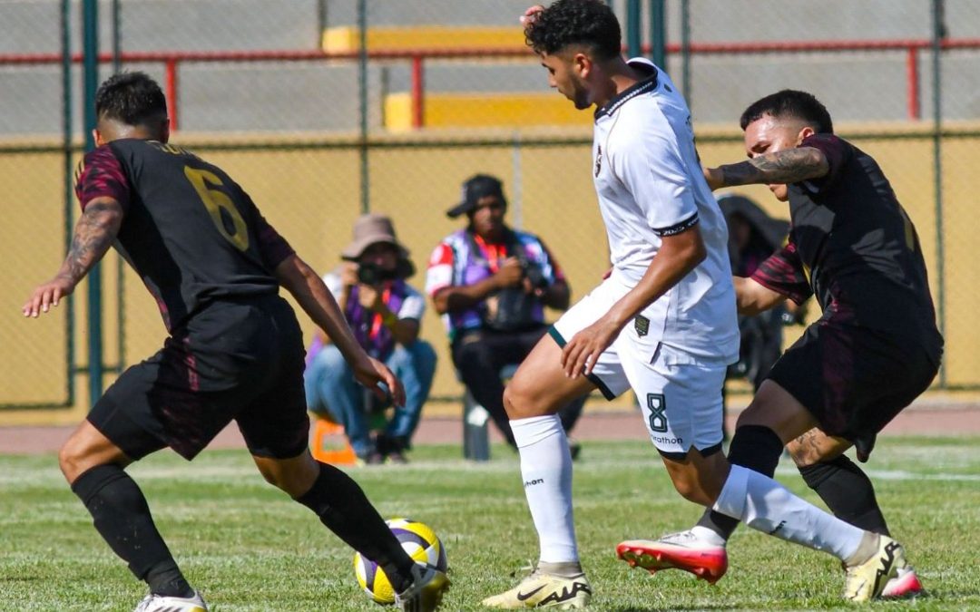 BOLIVIA MUESTRA SUPERIORIDAD EN EL CAMPO PERO NO LOGRA DEFINIR ANTE PERÚ