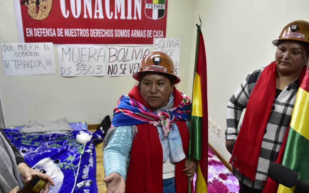 SECTORES SOCIALES INICIAN HUELGA DE HAMBRE CONTRA EL DS 5503