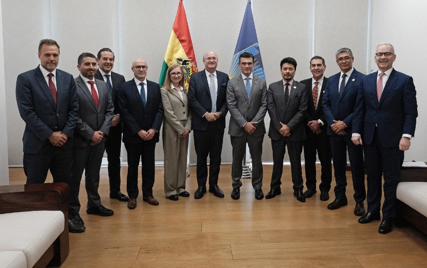 PRESIDENTE PAZ JUSTIFICA ENDEUDAMIENTO QUE ANTES CRITICABA