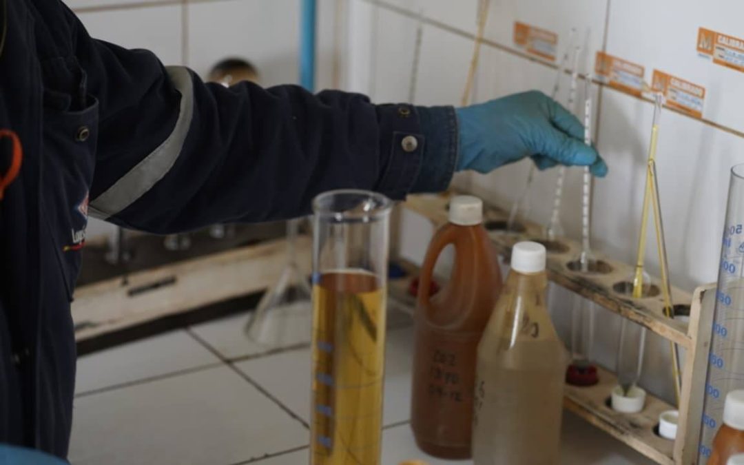 GOBIERNO ADMITE MALA CALIDAD DE LA GASOLINA, DISTRIBUIDORES Y AGROINDUSTRIALES RESPONSABILIZAN A YPFB
