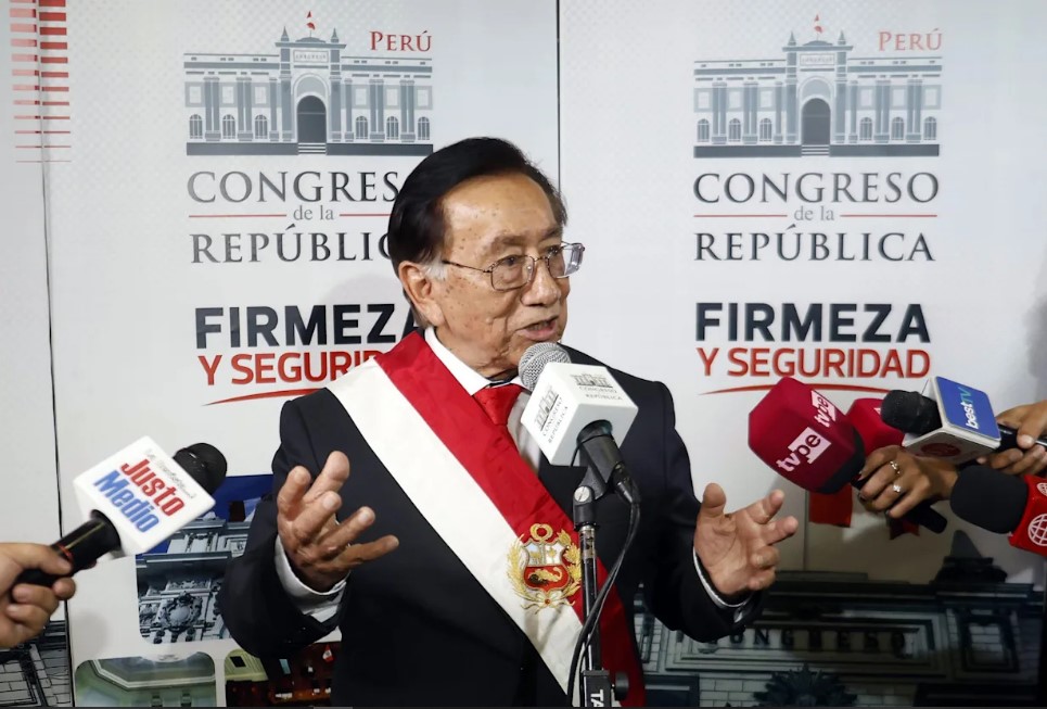 PRESIDENTE DE PERÚ BALCÁZAR AFRONTA JUICIO ORAL POR APROPIACIÓN ILÍCITA