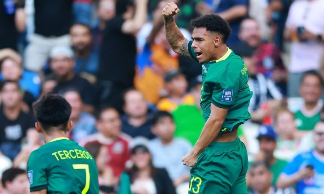 BOLIVIA REMONTA CON GARRA Y QUEDA A UN PARTIDO DEL SUEÑO MUNDIALISTA