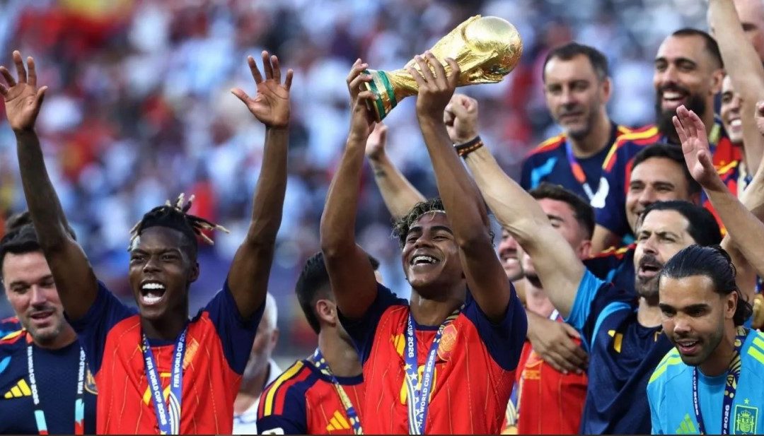 ESPAÑA ROMPE EL REINADO ARGENTINO Y VUELVE A SER CAMPEONA DEL MUNDO