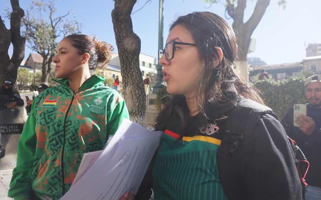 DEPORTISTAS VUELVEN A EXIGIR EL PAGO DEL PROGRAMA “SUEÑO BICENTENARIO”
