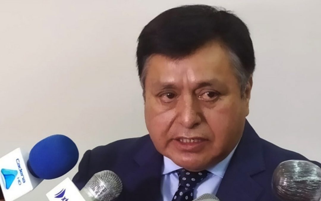 VÁSQUEZ ACUSA A PAZ DE INTENTAR COMPRAR RESPALDO PARLAMENTARIO