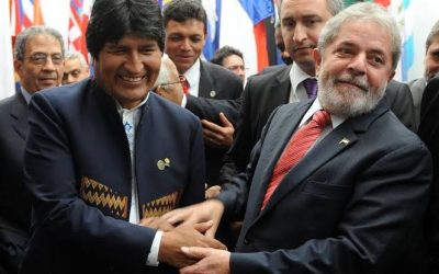 EVO MORALES FELICITA A LULA Y CELEBRA SU VICTORIA EN BRASIL